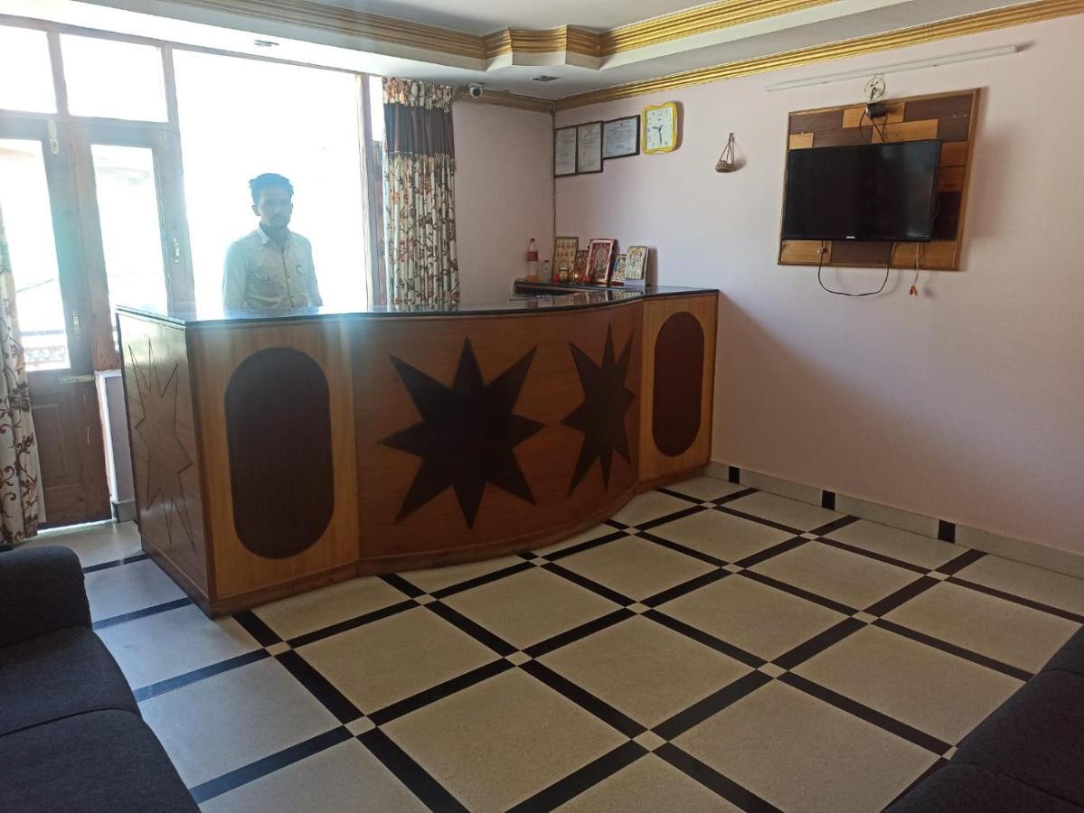 Hotel Prini Inn Манали Экстерьер фото