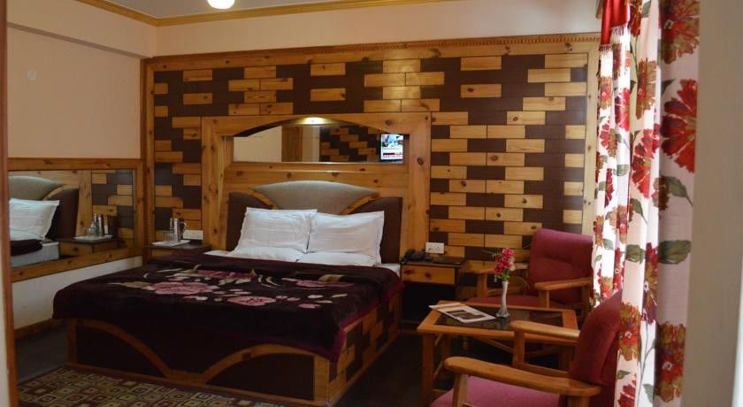 Hotel Prini Inn Манали Экстерьер фото